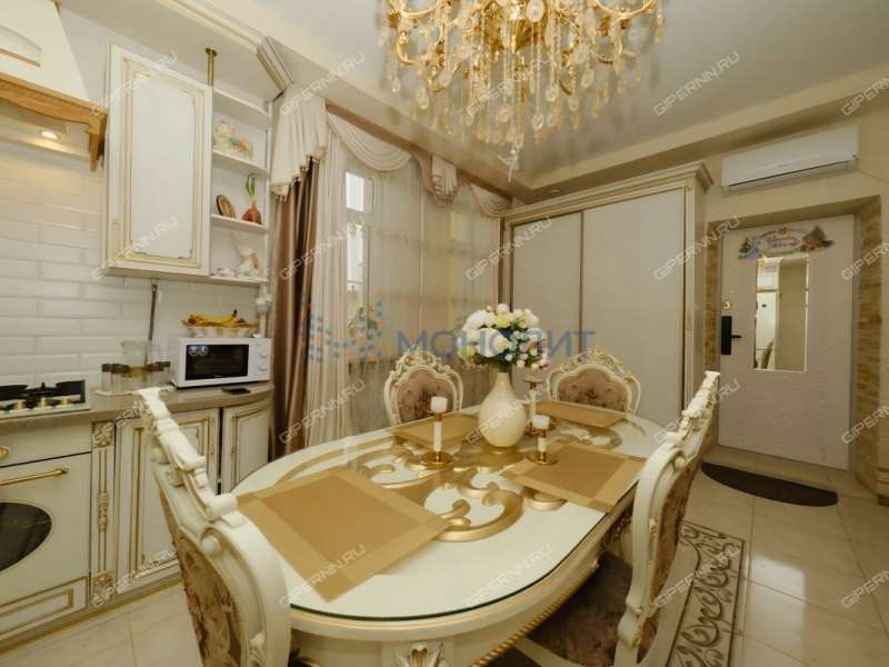 трёхкомнатная квартира на Алексеевской улице дом 8А/1