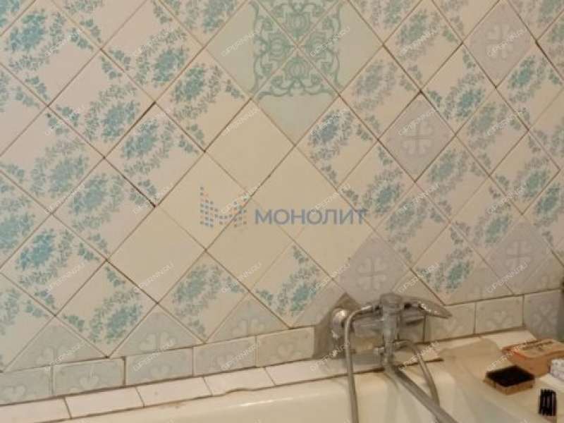 трёхкомнатная квартира на улице Героя Безрукова дом 8