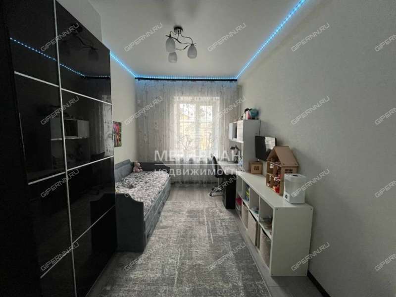 двухкомнатная квартира на улице Страж Революции дом 32