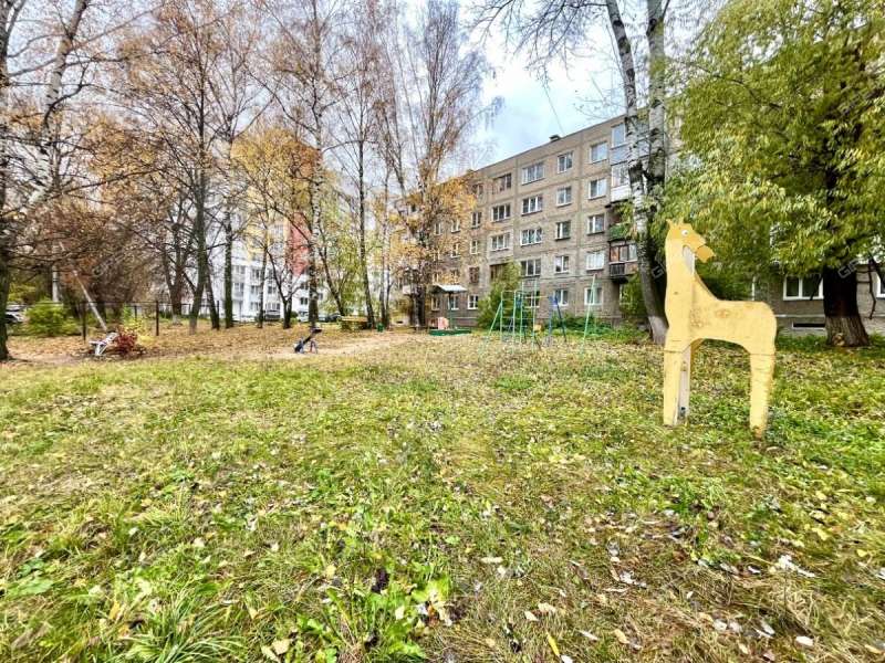 двухкомнатная квартира на Артельной улице дом 12А