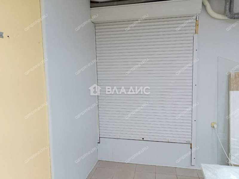 помещение под торговую площадь на улице Октябрьской Революции