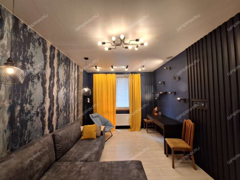 однокомнатная квартира на улице Июльских Дней дом 1 к1