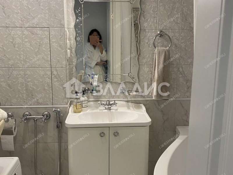 двухкомнатная квартира на Литературной улице дом 20А