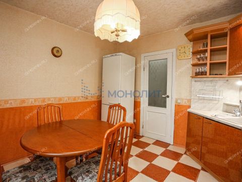 3-komnatnaya-ul-vyatskaya-d-3 фото